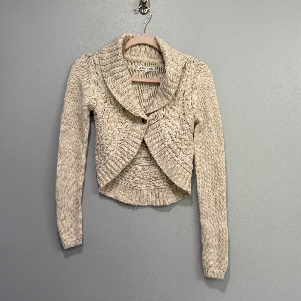 y2k 2010 Aeropostale Womens Oatmeal Cable Knit Cropped Cardigan Shrug Small